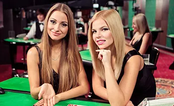 Hỗ trợ khách hàng chuyên nghiệp tại 33win4 casino